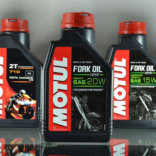 Масло вилочне Motul Fork Oil Expert Heavy 20W (1л)