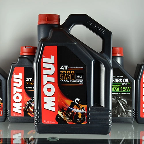 Масло моторне Motul 7100 4T 5W40 (4л)
