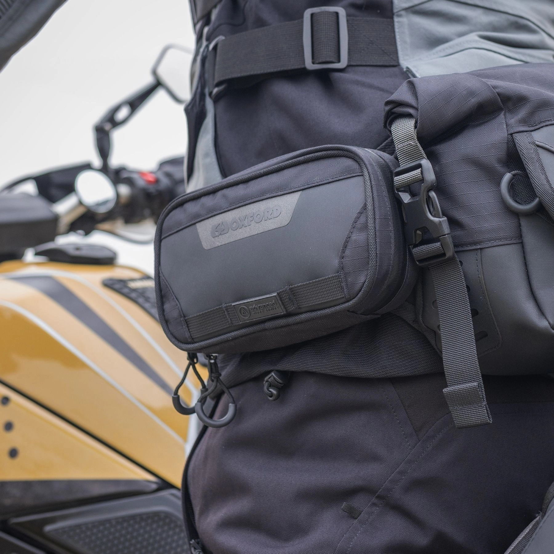 Сумка на пояс Oxford OL1004 Black