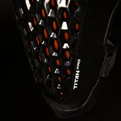 Налокітники Fox Titan Pro D30 Elbow Black