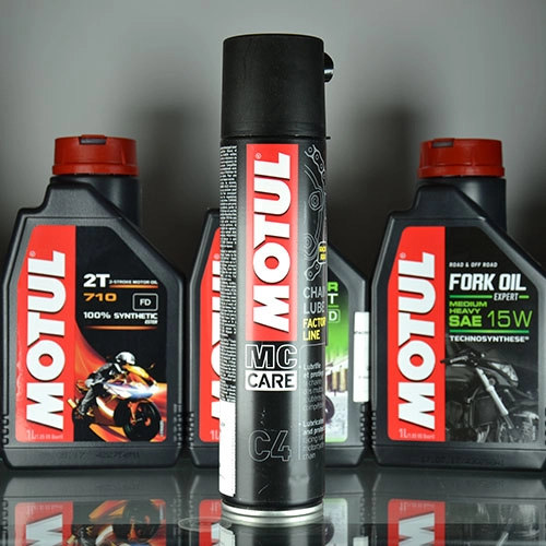 Змазка ланцюга Motul C4 Chain Lube Factory Line (400мл) White