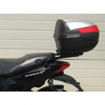 Крепления кофра центрального Shad A0SP19ST Aprilia SR/Derbi Variant